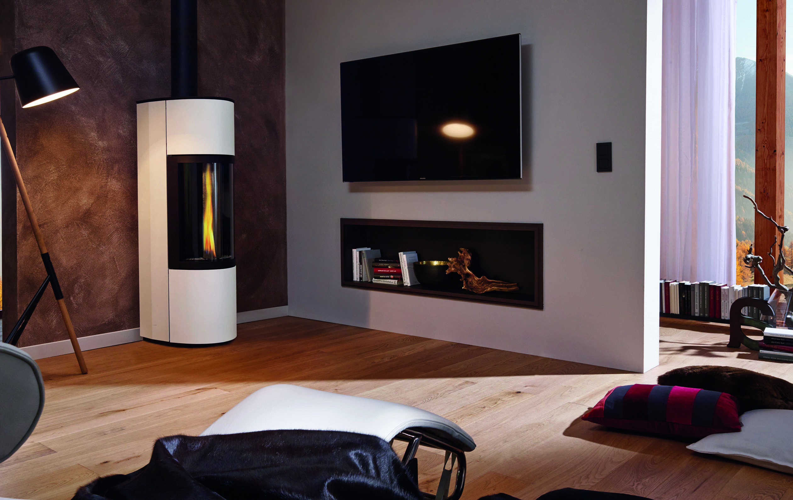 Die 60 cm hohe Flamme zieht jeden in seinen Bann Die 60 cm hohe Flamme zieht jeden in seinen Bann