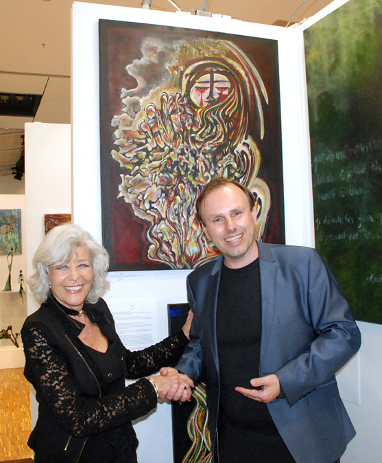 Künstlerin Marlo mit Kurator und Kunstkritiker Heinz Playner