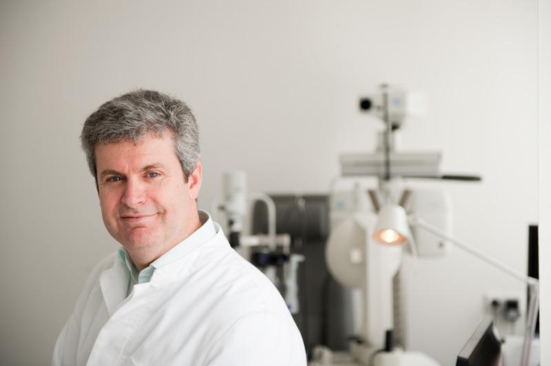 Dr. med. Oded Horowitz ist Augenarzt mit zwei Praxen in Düsseldorf. Dr. med. Oded Horowitz ist Augenarzt mit zwei Praxen in Düsseldorf.