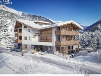 Hotel Kösslerhof Aussenansicht im Winter (Hotel Kösslerhof)