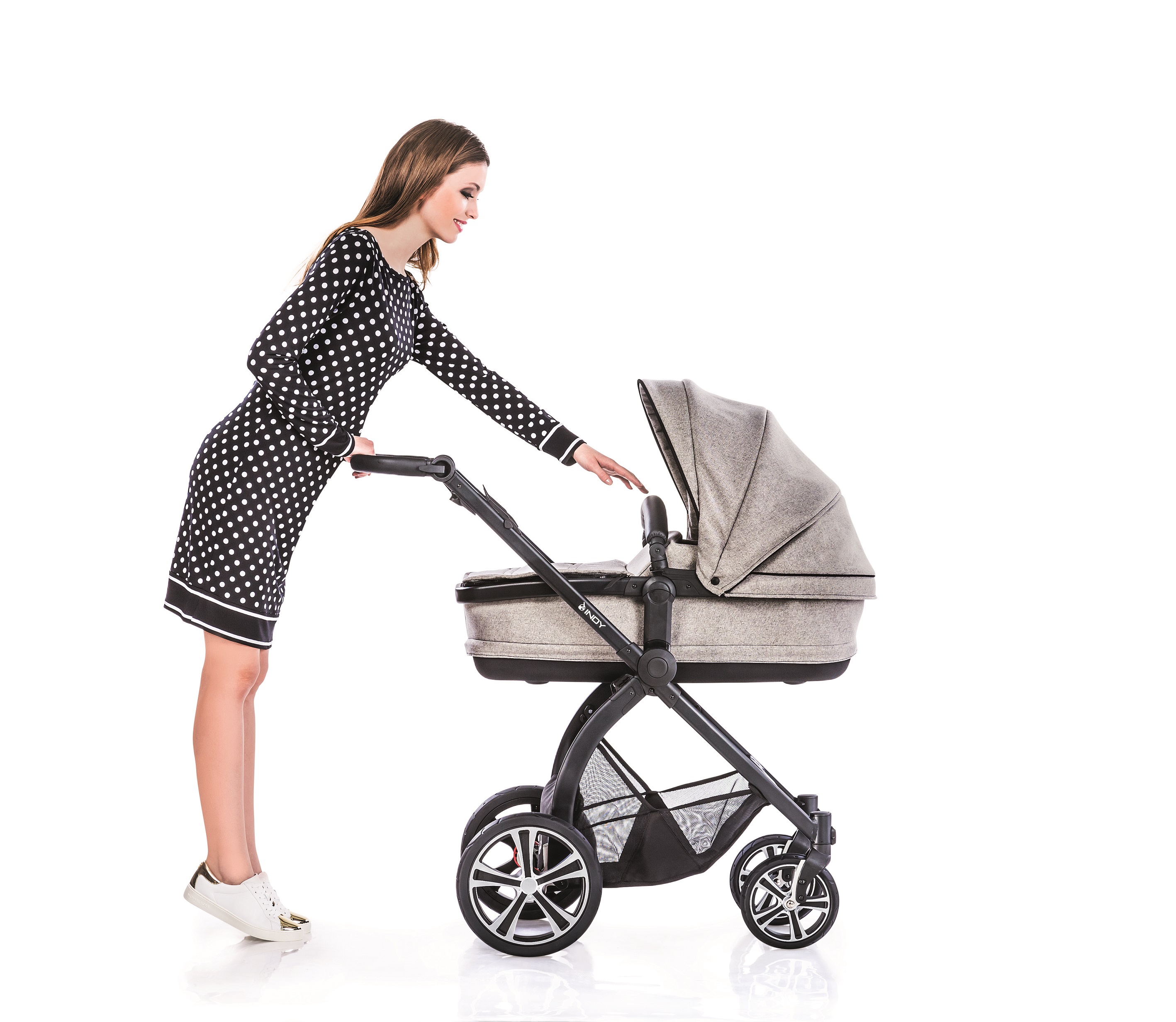 Kinderwagen INDY mit Wanne Relax im Design Black Pepper