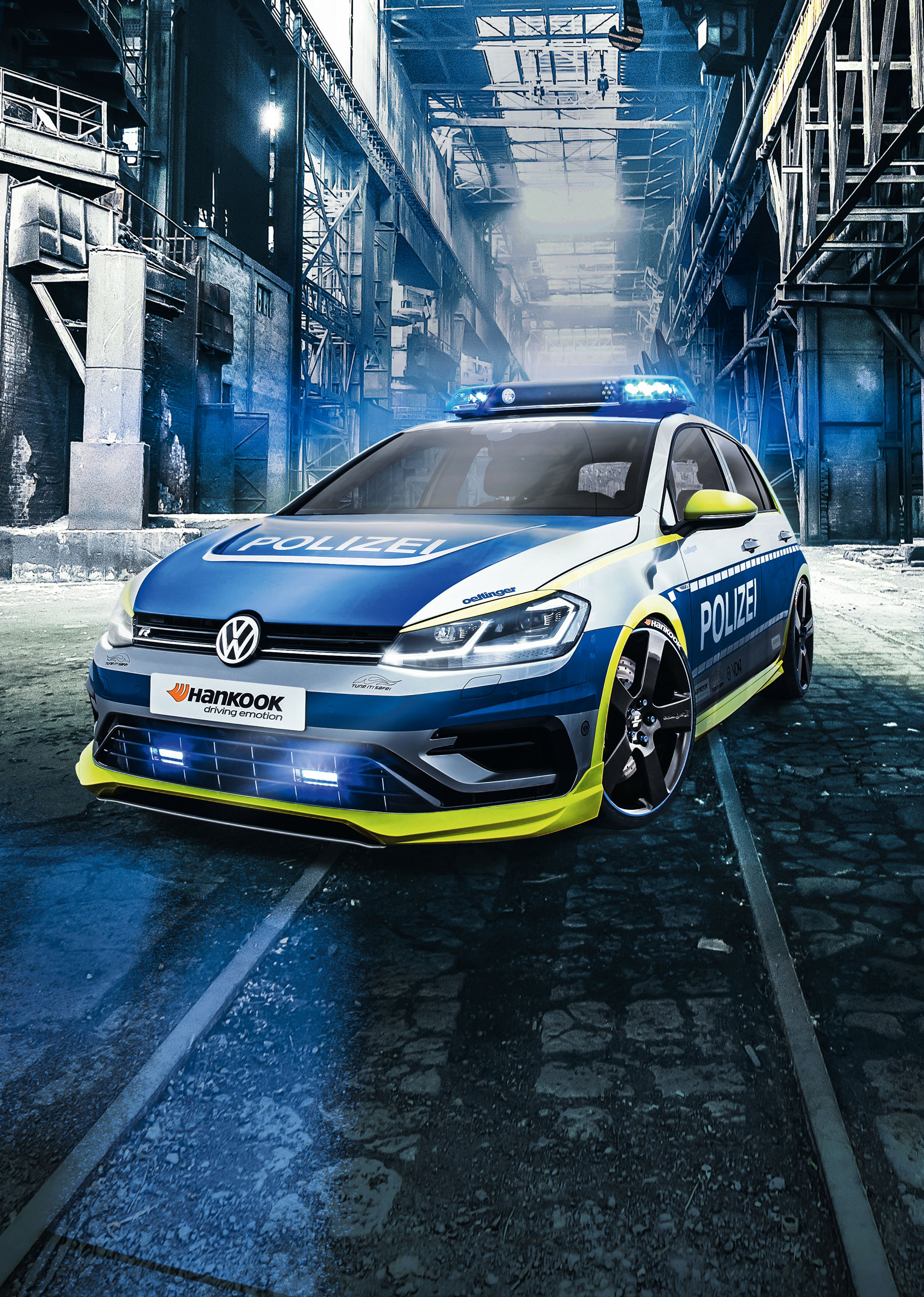 Das neue TUNE IT! SAFE!-Kampagnenfahrzeug - der OETTINGER Golf 400R Das neue TUNE IT! SAFE!-Kampagnenfahrzeug - der OETTINGER Golf 400R