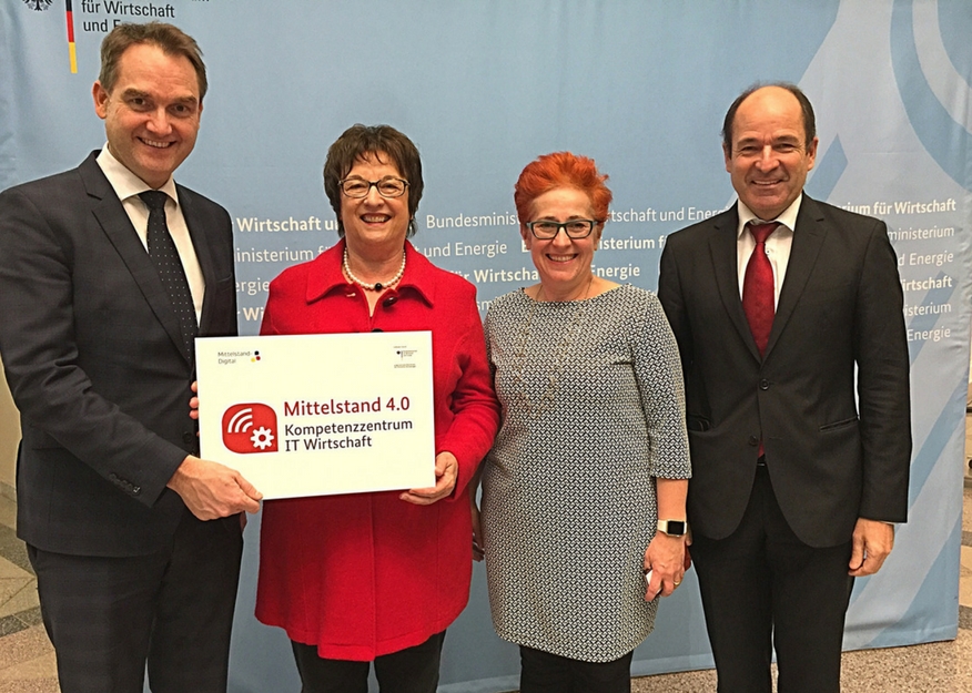 Oliver Grün, Brigitte Zypries, Andera Gadeib, Martin Hubschneider (v.l.)
