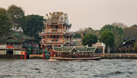 Fahrt mit dem Peninsula Boot zum Gong-Wu-Tempel, Thailands ältestem chinesischen Tempel