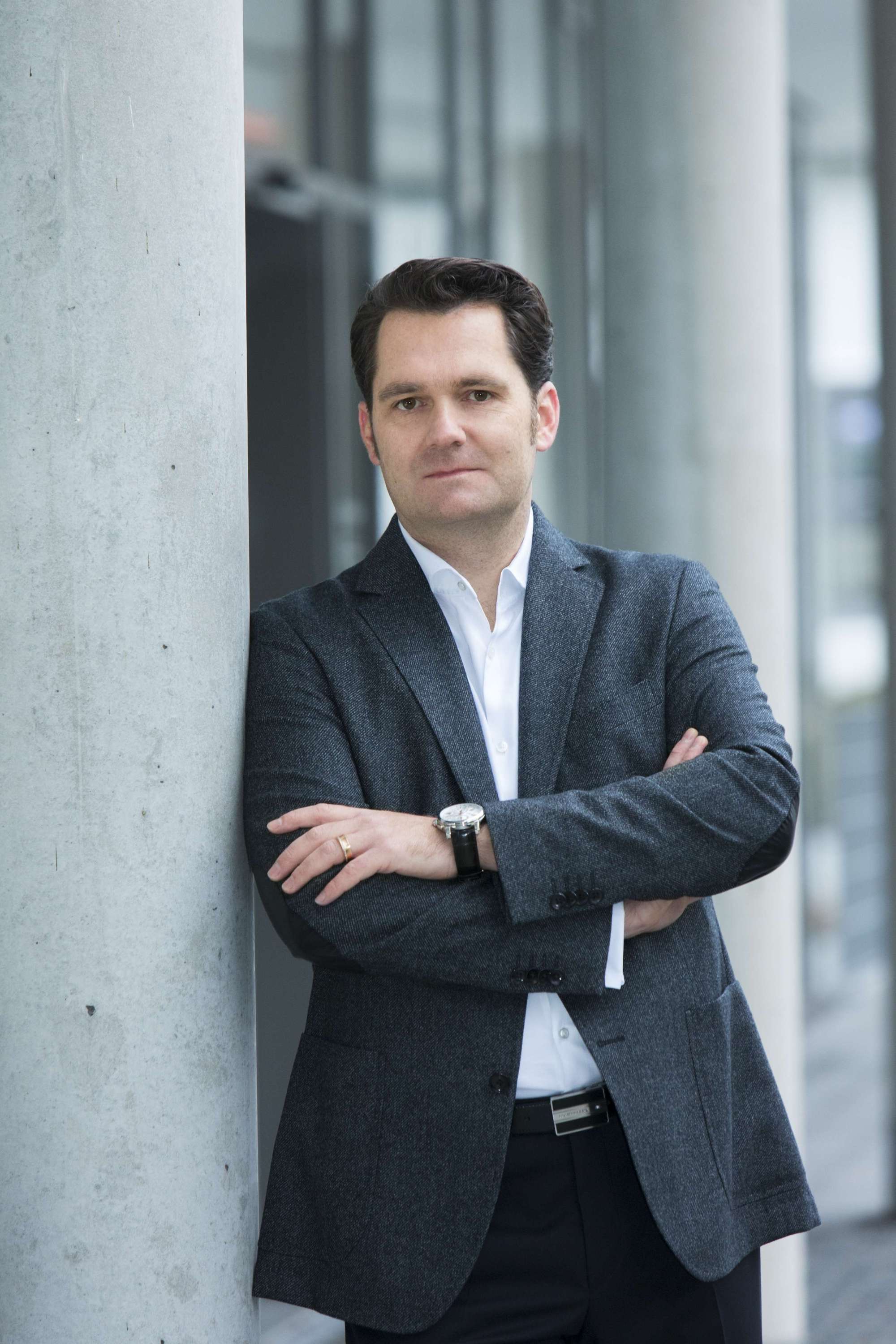 Dr. Alexander E. Bolz, Partner der SELECTEAM Deutschland GmbH Dr. Alexander E. Bolz, Partner der SELECTEAM Deutschland GmbH