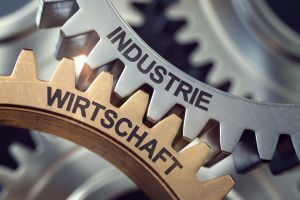 Berufsbegleitendes Fernstudium (Bildquelle: istock_fotomek)