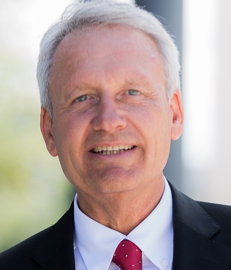 Peter Schreiber: B2B Vertriebstrainer und -berater Peter Schreiber: B2B Vertriebstrainer und -berater