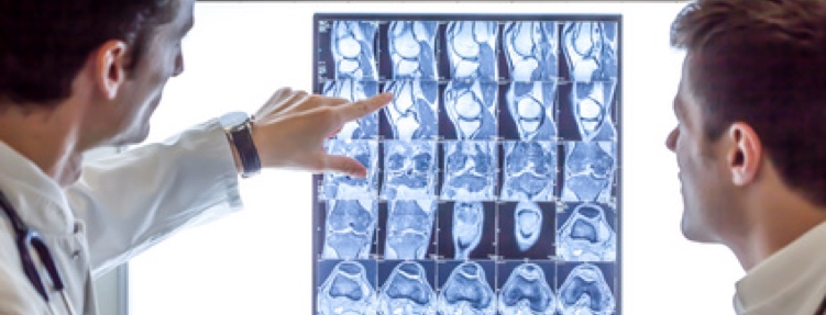 Mit Bewegung und einer ausgerichteten Ernährung gegen Osteoporose. (Bildquelle:©eyetronic?Fotolia) Mit Bewegung und einer ausgerichteten Ernährung gegen Osteoporose. (Bildquelle:©eyetronic?Fotolia)