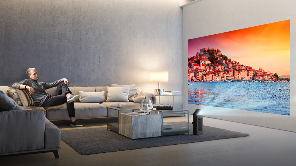 LG Electronics präsentiert auf der CES 2018 seinen ersten 4K-UHD-Projektor LG Electronics präsentiert auf der CES 2018 seinen ersten 4K-UHD-Projektor