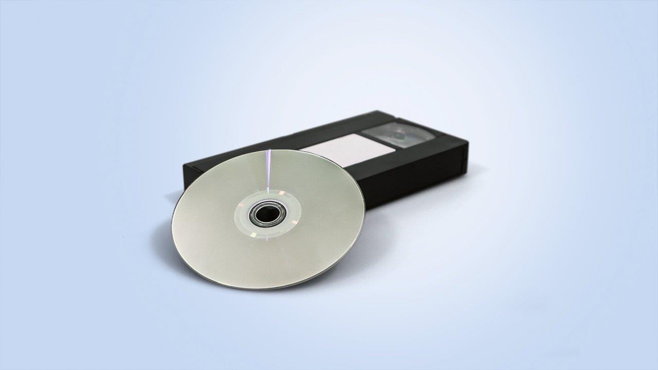 Wurde früher noch eine VHS-Kassette oder Disc eingelegt, wird heutzutage vermehrt gestreamt.