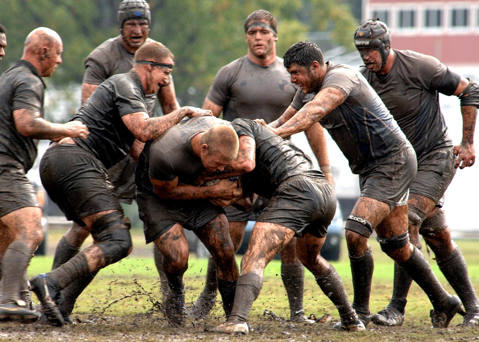 Rugby: Bodychecks sind erlaubt (Bildquelle: Skeeze) Rugby: Bodychecks sind erlaubt (Bildquelle: Skeeze)