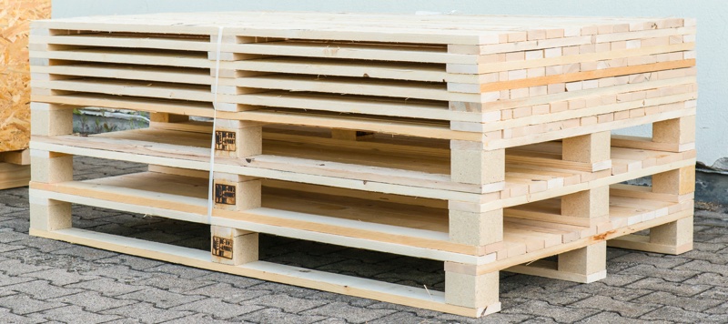 Paletten: Spezialanfertigungen durch das Unternehmen Küst Holzverarbeitung. Paletten: Spezialanfertigungen durch das Unternehmen Küst Holzverarbeitung.