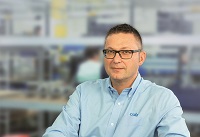 Mario Hiss ist Vertriebsleiter Automatische Produktkennzeichnung bei cab Mario Hiss ist Vertriebsleiter Automatische Produktkennzeichnung bei cab