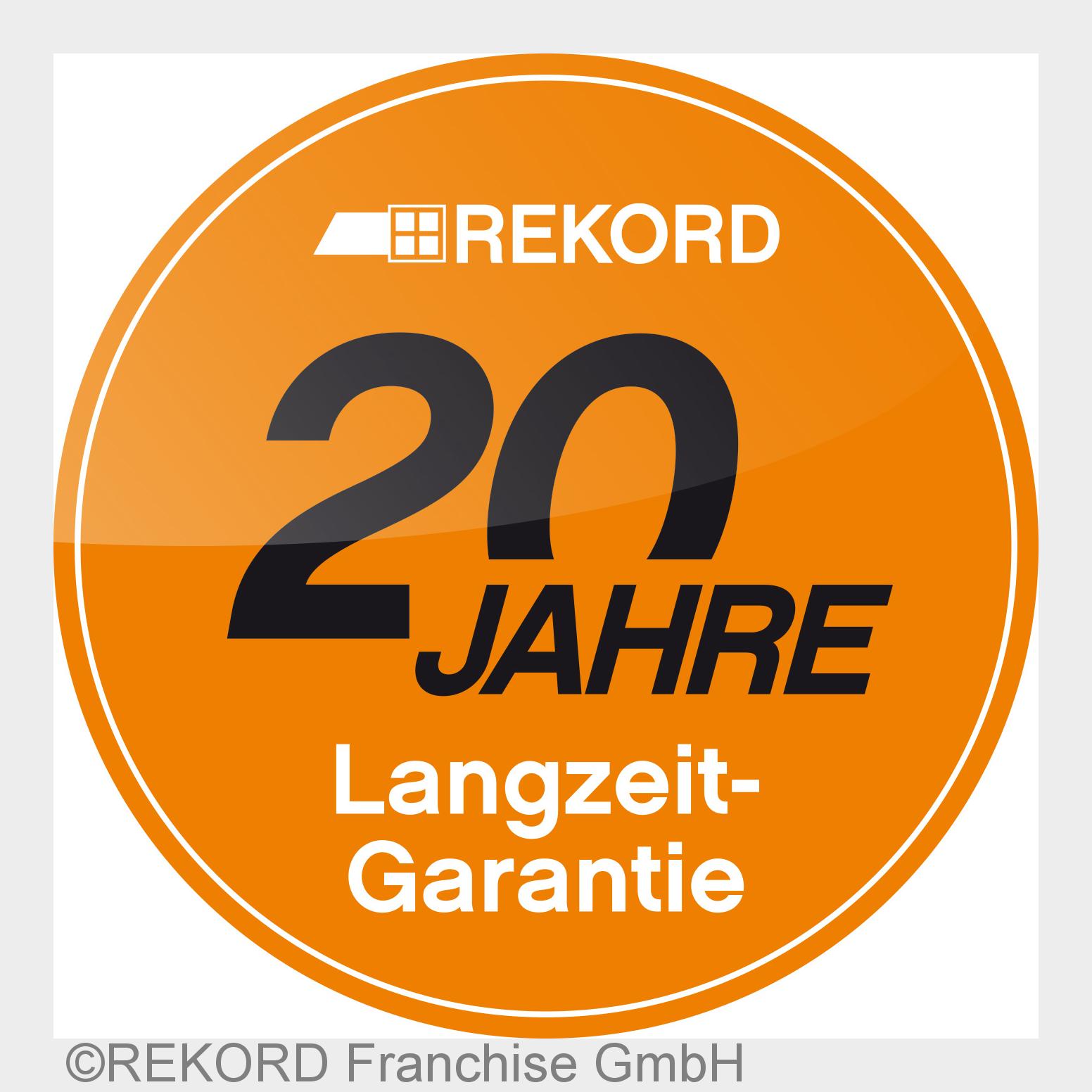 Neben den 20 % MwSt. geschenkt gewährt REKORD 20 Jahre Langzeit-Garantie auf Fenster und Türen. (Bil Neben den 20 % MwSt. geschenkt gewährt REKORD 20 Jahre Langzeit-Garantie auf Fenster und Türen. (Bil