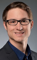 Schornsteinfegermeister Bastian Elscheid verstärkt das Vertriebsteam der Poujoulat GmbH Schornsteinfegermeister Bastian Elscheid verstärkt das Vertriebsteam der Poujoulat GmbH