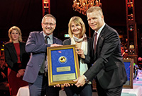 Andreas Steinfatt, Anja Schnaderbeck und Uwe Völker (v.re.). Andreas Steinfatt, Anja Schnaderbeck und Uwe Völker (v.re.).