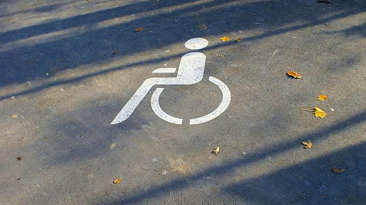 BARMER Krankenkasse wegen Kürzung bei schwerbehindertem Säugling in der Kritik