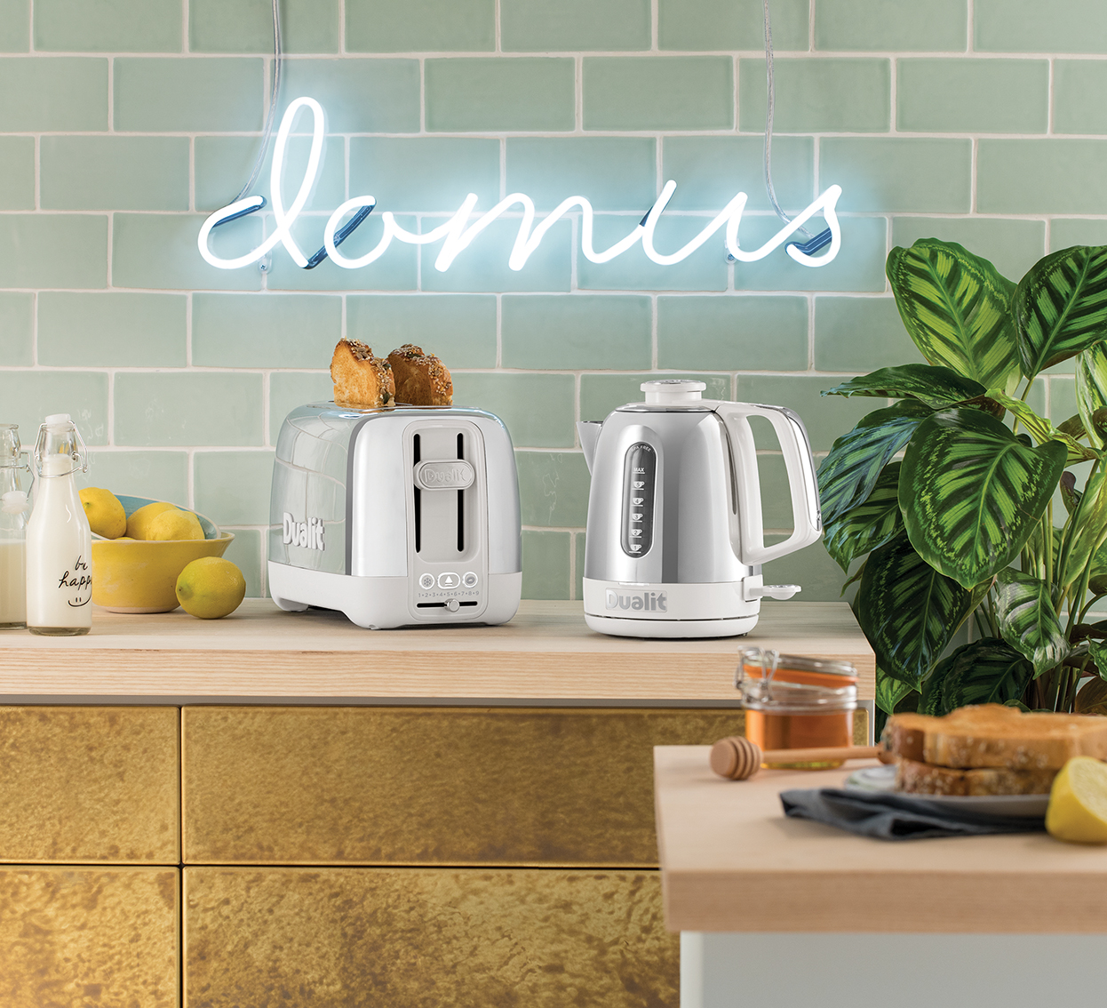 Dualit Domus Toaster und Wasserkocher Dualit Domus Toaster und Wasserkocher