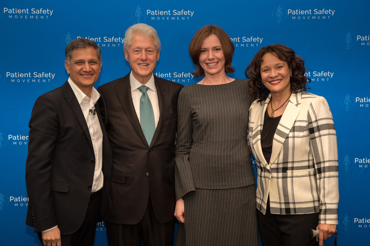 Joe Kiani, Bill Clinton, Prof. Annegret Hannawa, Alicia Cole in London, 24.02.2018