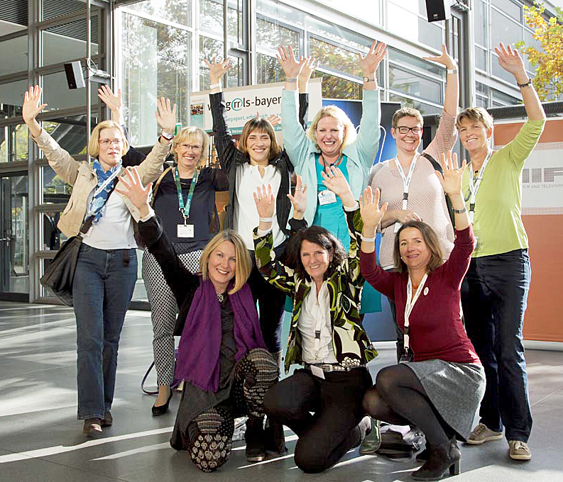 Webgrrls Bayern starten Mentoring-Programm (Bildquelle: Elisabeth Pfahler-Scharf) Webgrrls Bayern starten Mentoring-Programm (Bildquelle: Elisabeth Pfahler-Scharf)