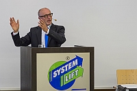 Leopold Mayrhofer, Vorstandsvorsitzender der AVS SYSTEM LIFT AG -Arbeitsbühnen Vermiet Service Leopold Mayrhofer, Vorstandsvorsitzender der AVS SYSTEM LIFT AG -Arbeitsbühnen Vermiet Service
