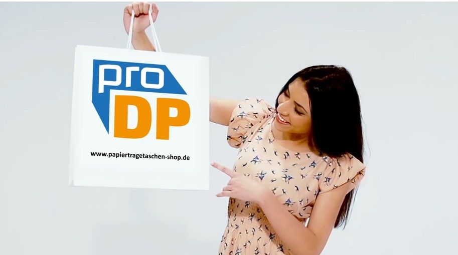 Papiertragetaschen bedrucken mit Pro DP Verpackungen Papiertragetaschen bedrucken mit Pro DP Verpackungen