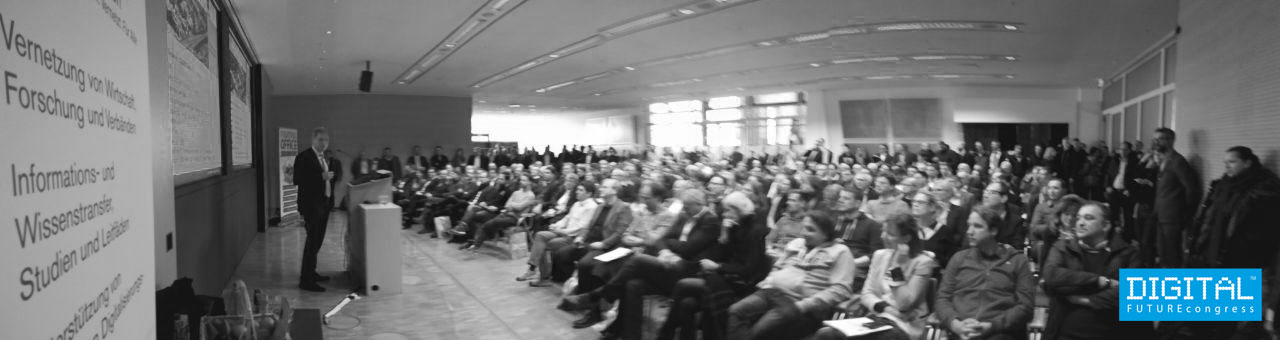 Peter Knapp, CDO der Samson AG - eine von 4 Keynotes