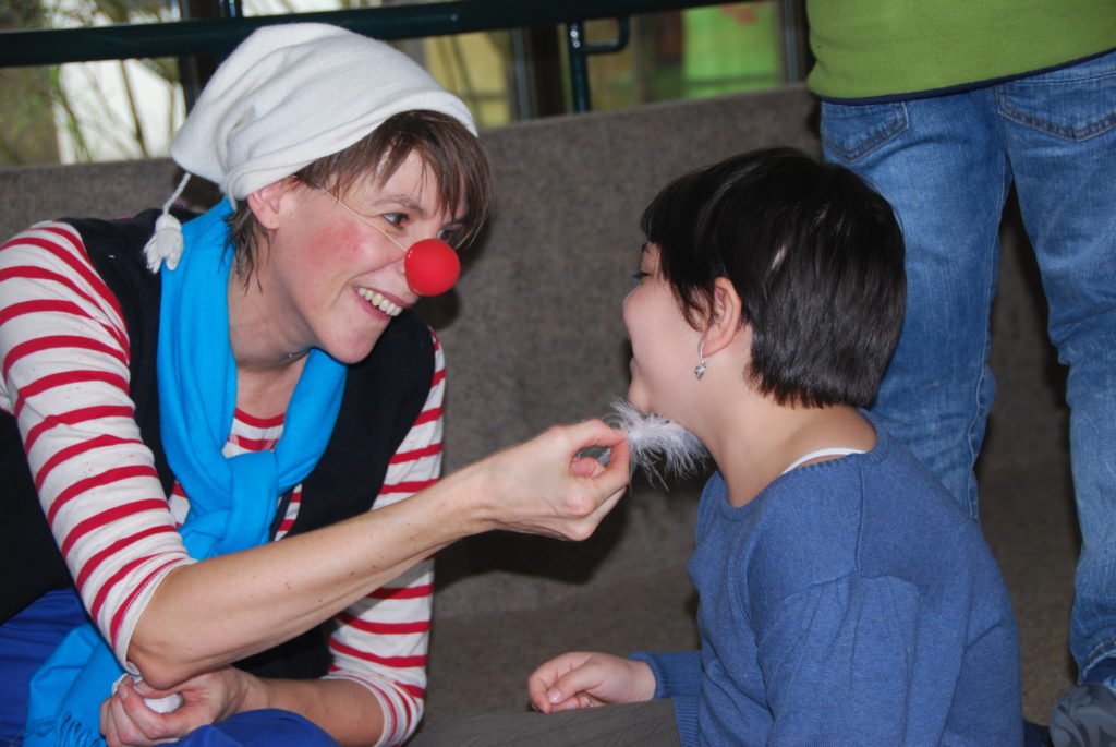 Gesundheit!Clown in einer neurologischen Kinder-und Jugendklinik