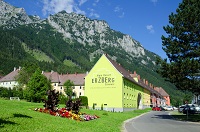 Aussenansicht im Sommer vom Erzberg Alpin Resort