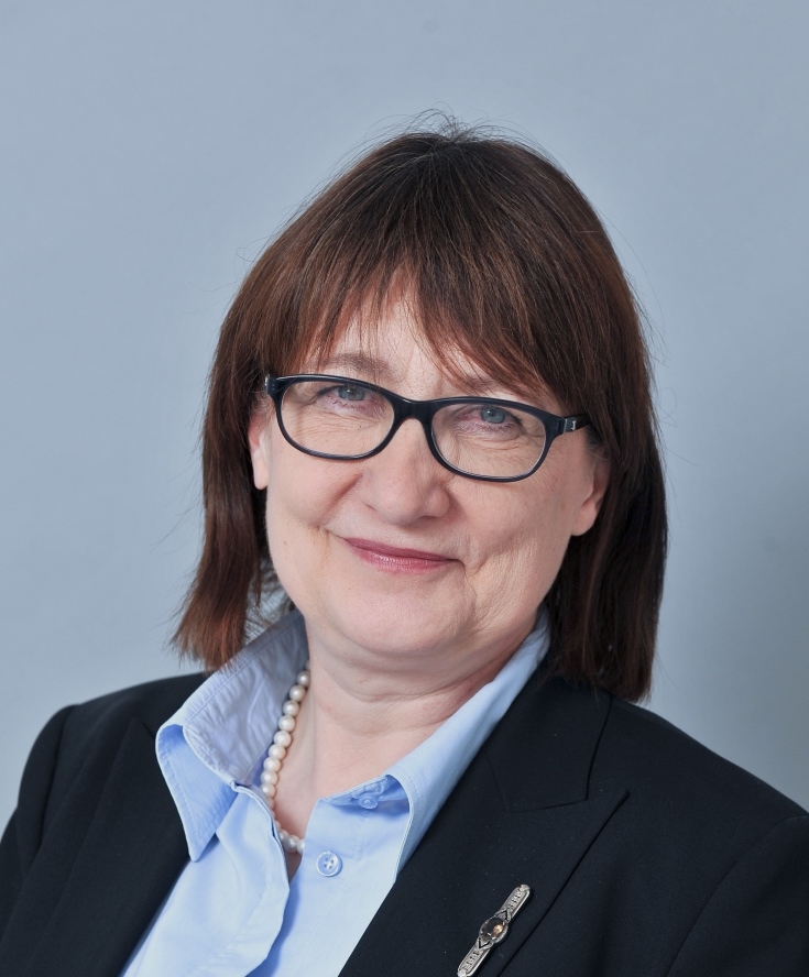 Prof. Dr. Christine Lang ist eine führende Vertreterin der Mikrobiologie und der Bioökonomie (Bildqu Prof. Dr. Christine Lang ist eine führende Vertreterin der Mikrobiologie und der Bioökonomie (Bildqu