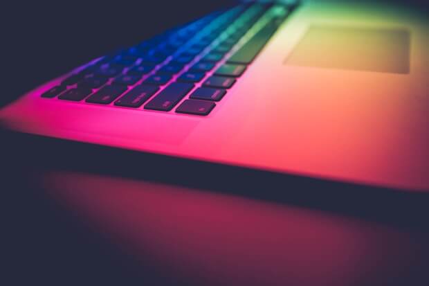 Das Internet der Werte und die Blockchain (Bildquelle: @Photo by Igor Ovsyannykov on Unsplash)