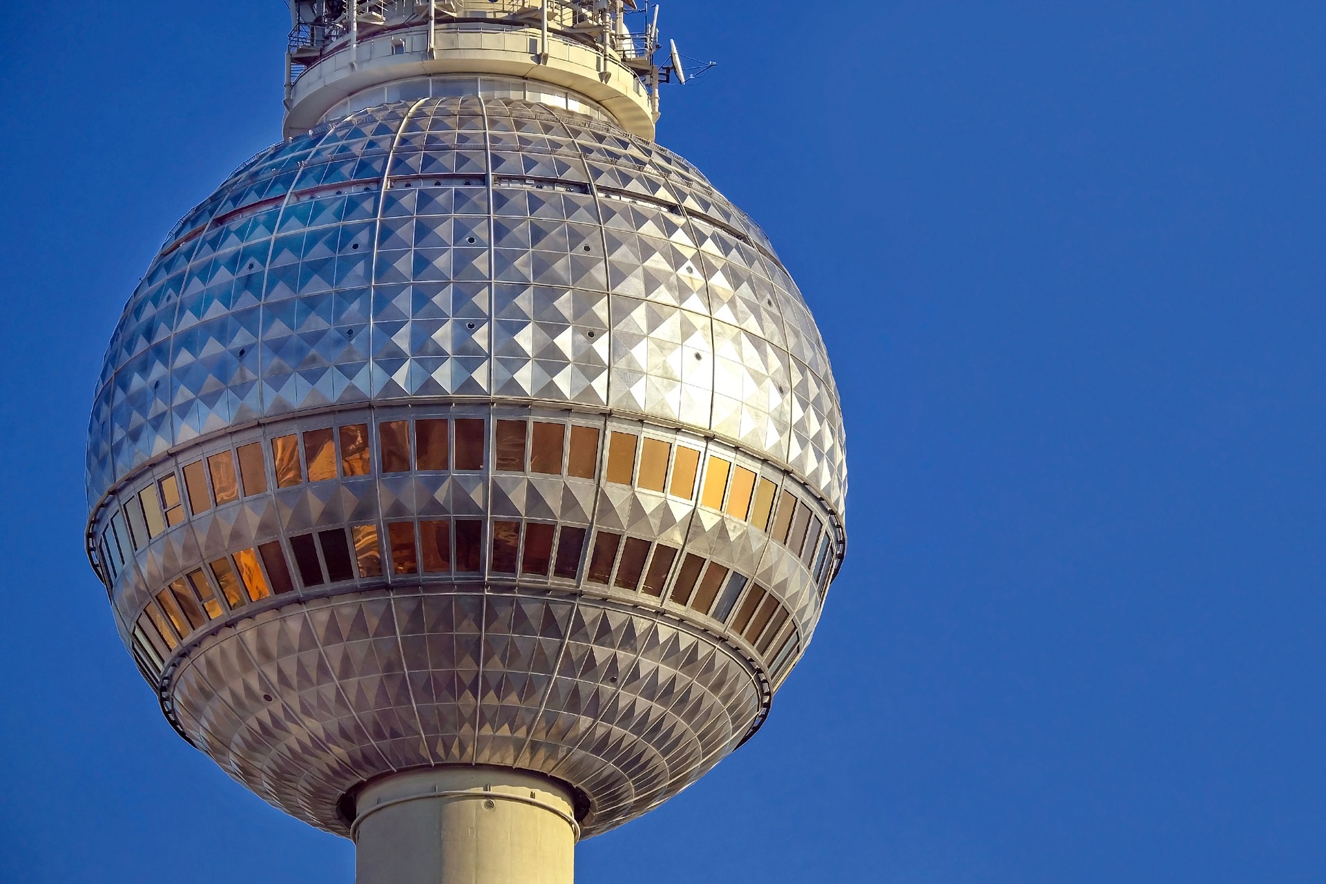 Professionelle Presseverteiler für Berlin sind bei PUBLIC EFFECT erhältlich