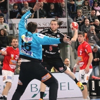 (© Foto: HJKrieg, Erlangen) Trotz starkem Kampf: HC Erlangen unterliegt daheim FRISCH AUF Göppingen (© Foto: HJKrieg, Erlangen) Trotz starkem Kampf: HC Erlangen unterliegt daheim FRISCH AUF Göppingen