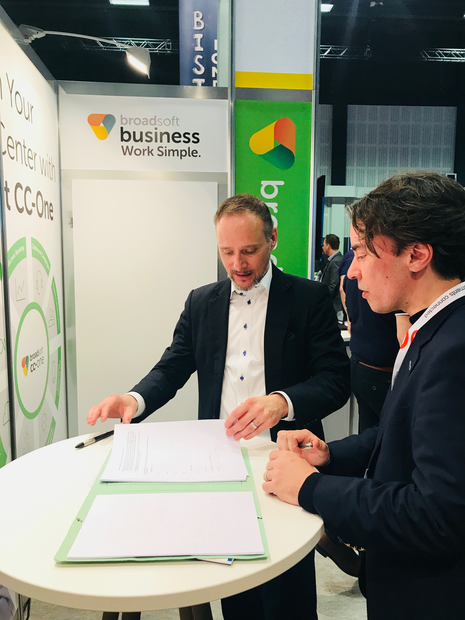 Zusammenarbeit: EWERK erweitert Portfolio um BroadSoft-Kommunikationslösungen. (Bildquelle: EWERK) Zusammenarbeit: EWERK erweitert Portfolio um BroadSoft-Kommunikationslösungen. (Bildquelle: EWERK)