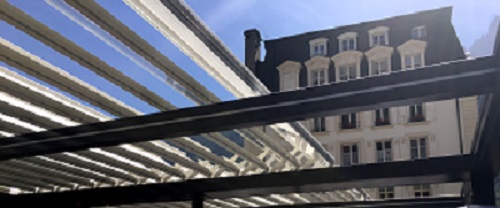 Das erste „biothermische“ Lamellendach mit Schiebefunktion. (Bild: Espace Lounge) Das erste „biothermische“ Lamellendach mit Schiebefunktion. (Bild: Espace Lounge)