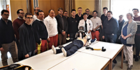 Teilnehmerinnen und Teilnehmer am Notfallmedizinischen Kolloquium mit LUCAS (Foto: Dr. Schreiber)