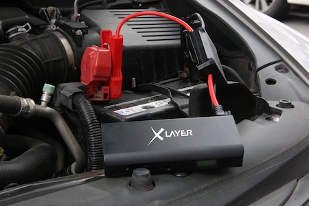 Powerbank und Starthilfe in einem: Powerbank PLUS OFF-ROAD 2.0 von XLayer