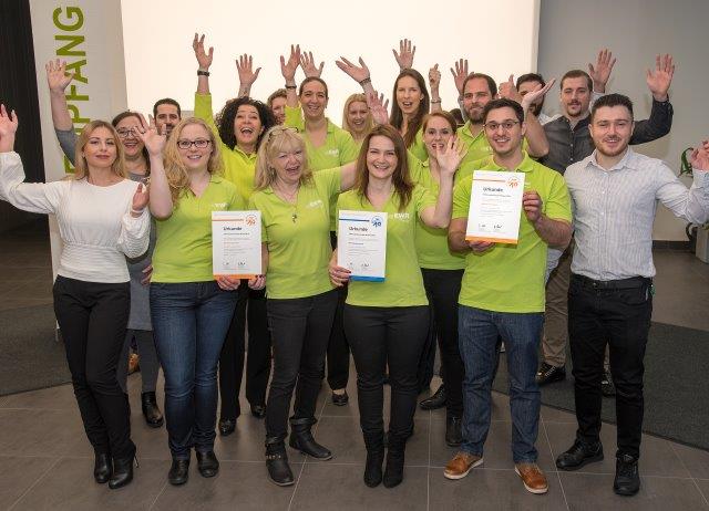 Im Bild: Die Verantwortlichen (Foto: EWR)
