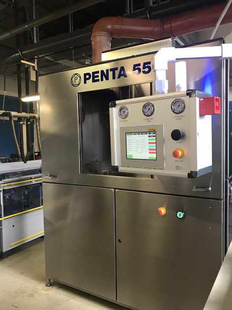 Die PENTA 550. Eine der Investitionen, die den Anlagenpark der Becker& Müller Schaltungsdruck Gm