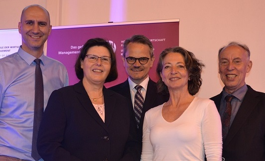v.li: Prof. Ö. Pinar, Prof. W. Hemmerich, Geschäftsführer W. Dittmann, K. Dillinger, Prof. M. Nagy. v.li: Prof. Ö. Pinar, Prof. W. Hemmerich, Geschäftsführer W. Dittmann, K. Dillinger, Prof. M. Nagy.