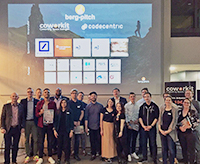 Die Finalisten des Berg-Pitch gemeinsam mit Jury, Organisatoren und Oberbürgermeister Kurzbach. Die Finalisten des Berg-Pitch gemeinsam mit Jury, Organisatoren und Oberbürgermeister Kurzbach.