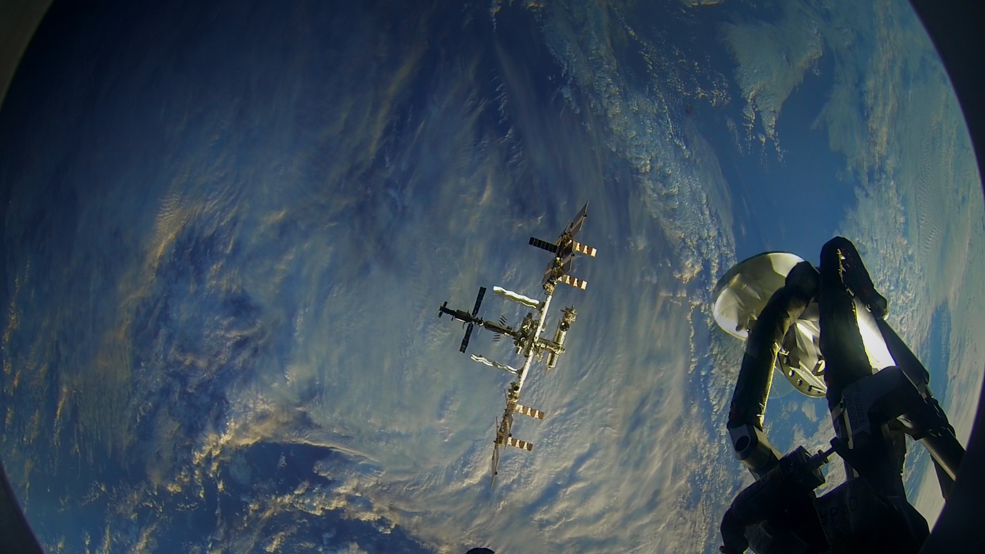 Der Blaue Planet wie ihn Astronauten mit der VUZE aus dem All sehen. Der Blaue Planet wie ihn Astronauten mit der VUZE aus dem All sehen.