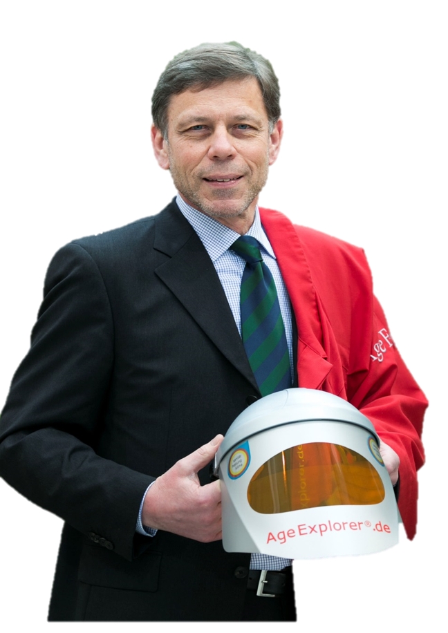 Gundolf Meyer-Hentschel hat 1994 den Alterssimulationsanzug erfunden. (Bildquelle: ZVSHK) Gundolf Meyer-Hentschel hat 1994 den Alterssimulationsanzug erfunden. (Bildquelle: ZVSHK)