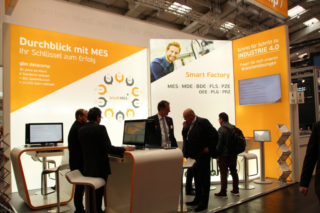 Interessante Gespräche am gbo Messestand auf der HMI 2018 (Bildquelle: gbo datacomp GmbH)