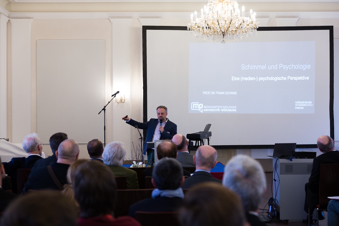 Schimmelpilz-Forum, Schimmel und Psychologie, Prof. Schwab Schimmelpilz-Forum, Schimmel und Psychologie, Prof. Schwab