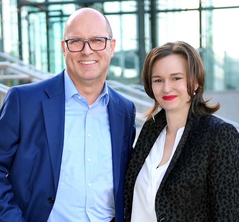 Lena und Horst Eckenberger bilden das neue Management-Team der encee CAD/CAM-Systeme GmbH (Bildquell Lena und Horst Eckenberger bilden das neue Management-Team der encee CAD/CAM-Systeme GmbH (Bildquell