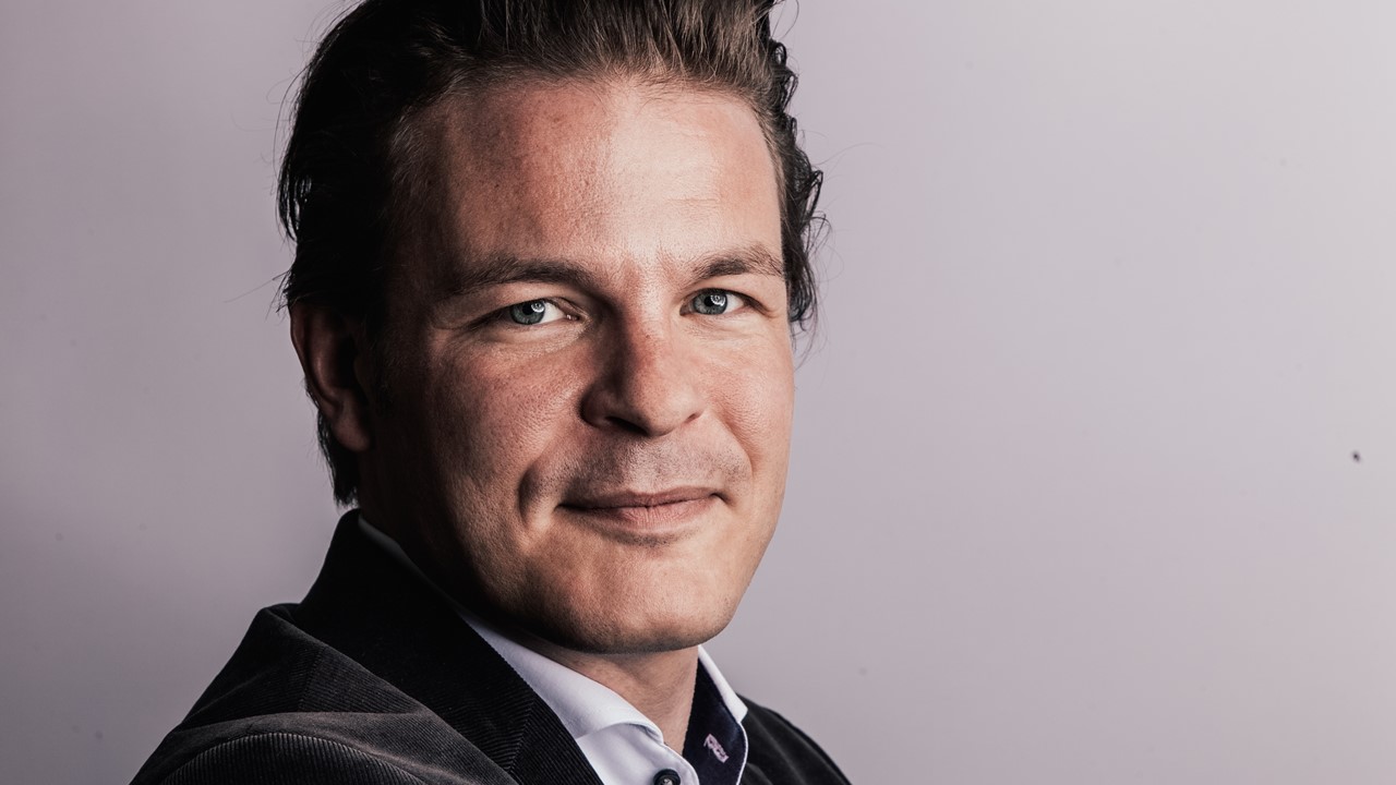Rolf C. Zipf berät Unternehmen, wenn es um Virtual Teams für Softwareentwicklung geht Rolf C. Zipf berät Unternehmen, wenn es um Virtual Teams für Softwareentwicklung geht