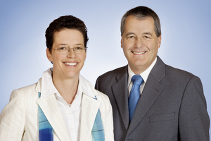 Eva und Oswald Neumann leiten die Neumann& Neumann Software und Beratungs GmbH Eva und Oswald Neumann leiten die Neumann& Neumann Software und Beratungs GmbH