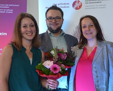 Janina Reichert, Studierender, Dr. Mareike Martini. Foto: Franz Motzko
