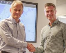 Magnus Orrebrant (links), CEO von Vehco, und Stefan Albertsson, CEO der AddSecure Group. Bild: Vehco Magnus Orrebrant (links), CEO von Vehco, und Stefan Albertsson, CEO der AddSecure Group. Bild: Vehco